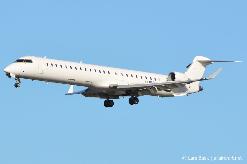 EI-GEH (15221) 2009 Bombardier CRJ-900LR