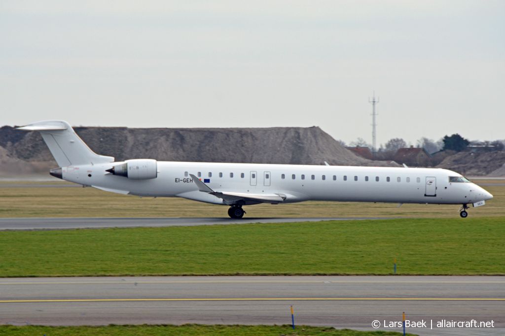EI-GEH (15221) 2009 Bombardier CRJ-900LR