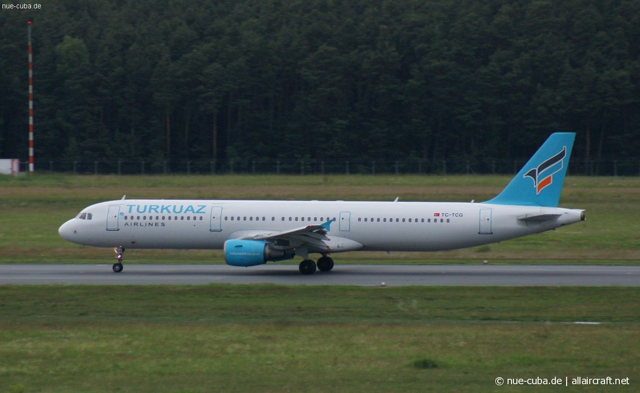 TC-TCG (1905) 2003 Airbus A321-211