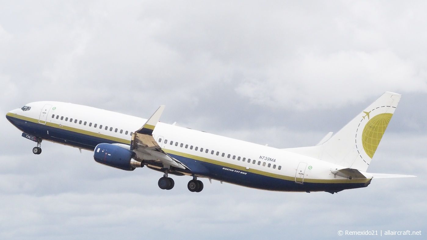 N739MA (30670) 2004 Boeing 737-8Q8WL