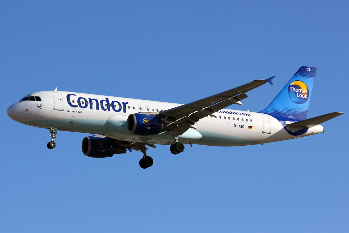 D-AICL (1437) 2001 Airbus A320-212