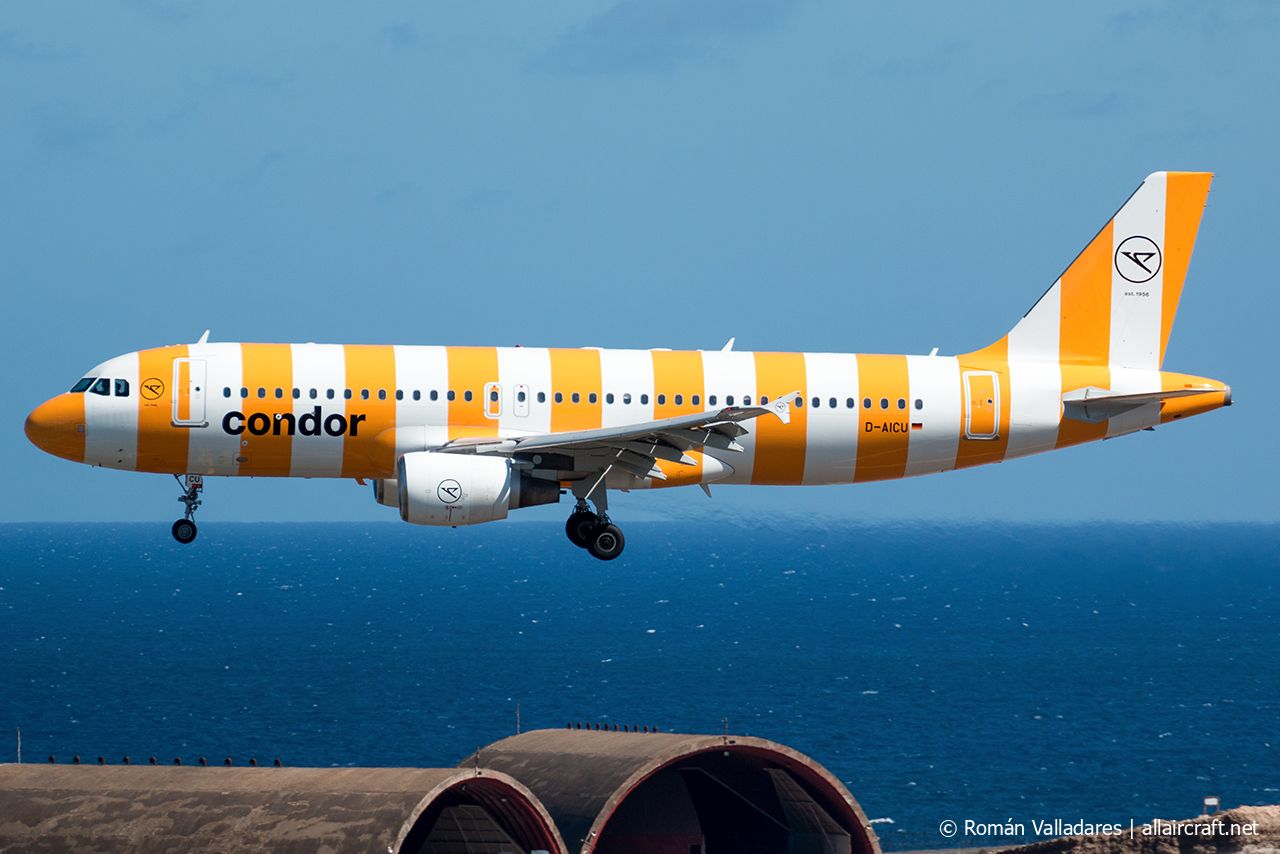 D-AICU (3767) 2009 Airbus A320-214