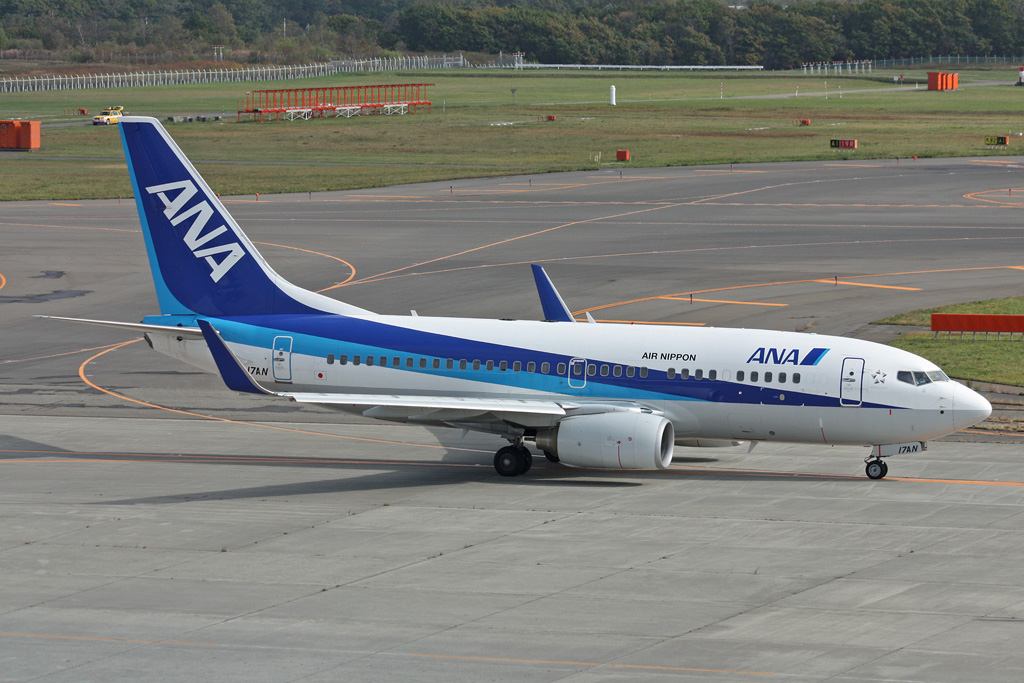 JA17AN (cn 33884) Boeing 737-781
