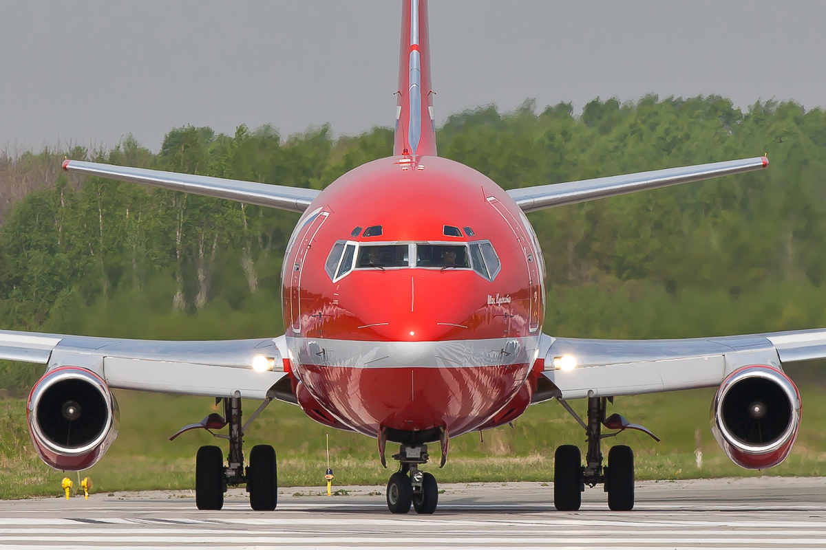 RA-73003 (22859) 1983 Boeing 737-2J8(A)