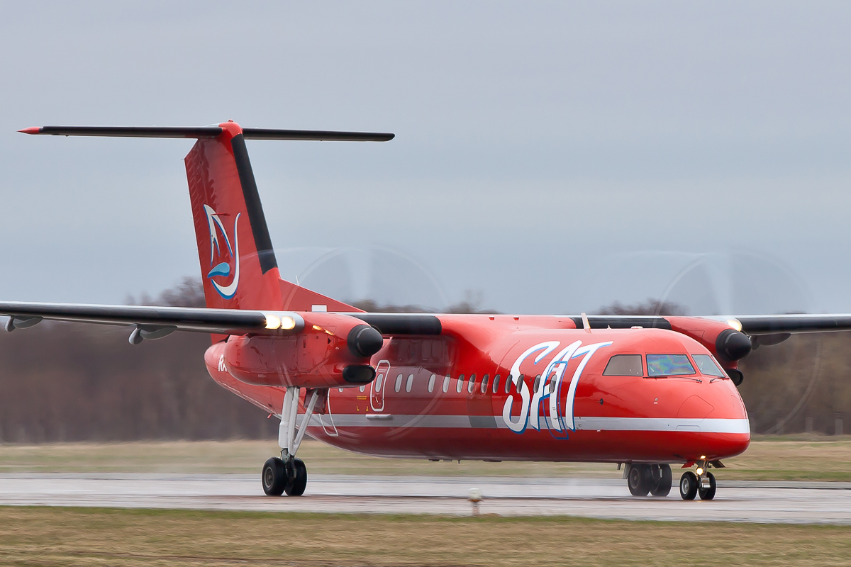 RA-67255 (581) 1992 Bombardier Dash 8-Q315