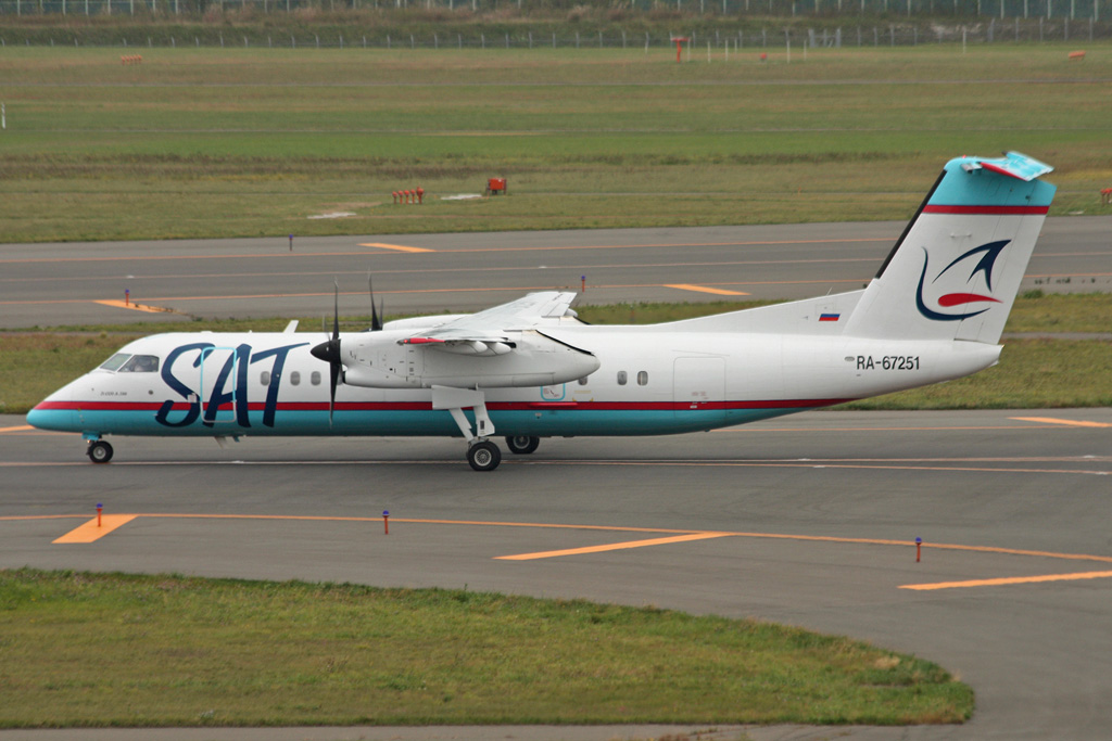 RA-67251 (533) 1999 Bombardier Dash 8-Q311
