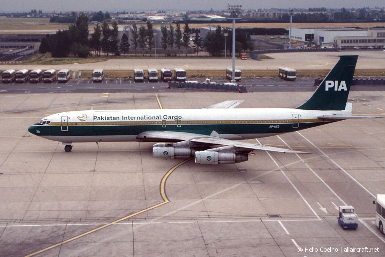AP-AXG (20488) 1970 Boeing 707-340C