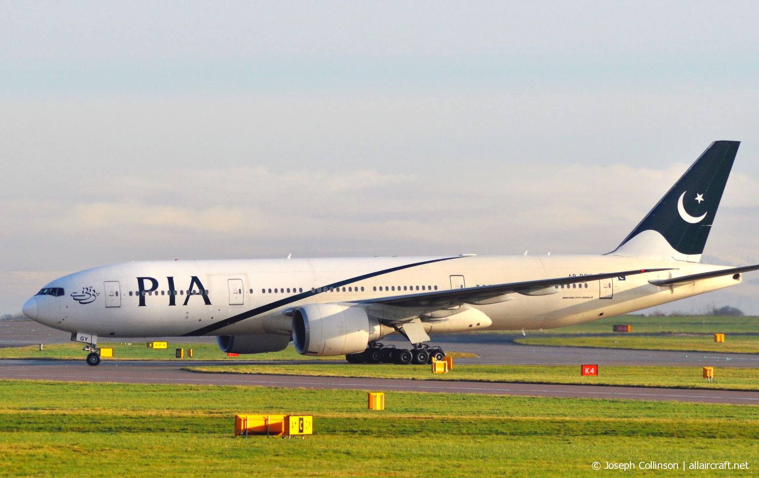 AP-BGY (33781) 2005 Boeing 777-240(LR)