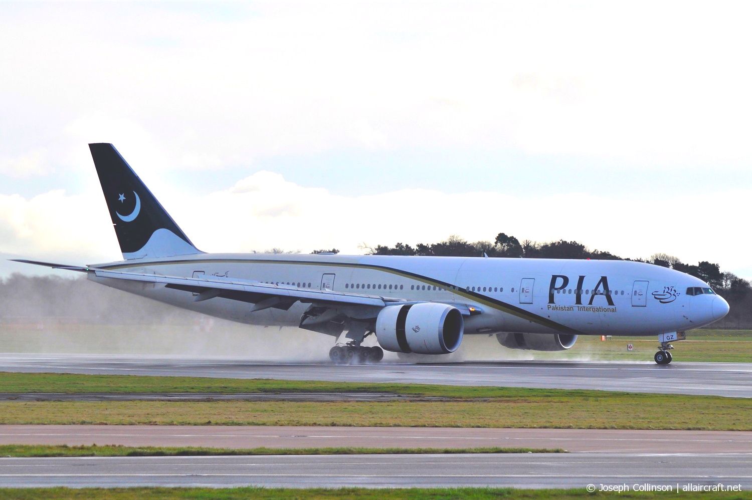 AP-BGZ (33782) 2005 Boeing 777-240(LR)