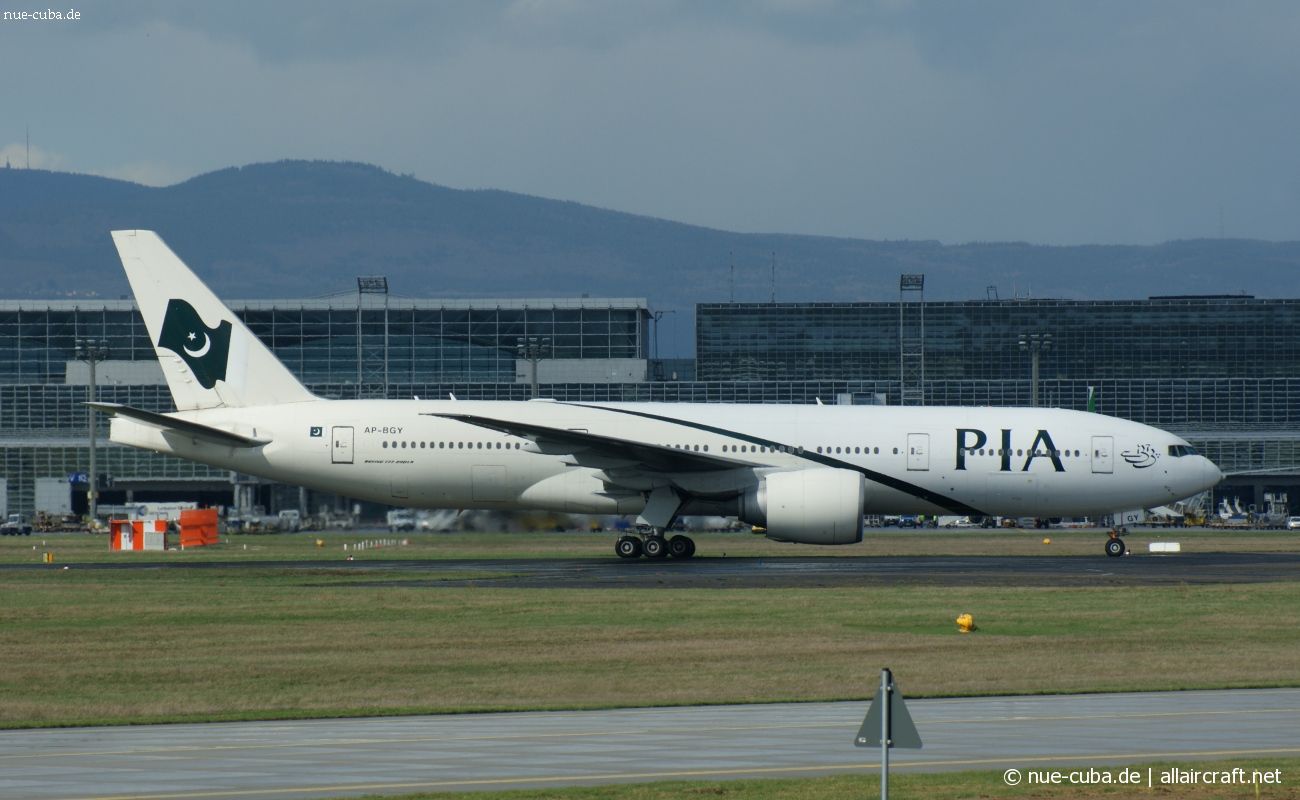 AP-BGY (33781) 2005 Boeing 777-240 LR