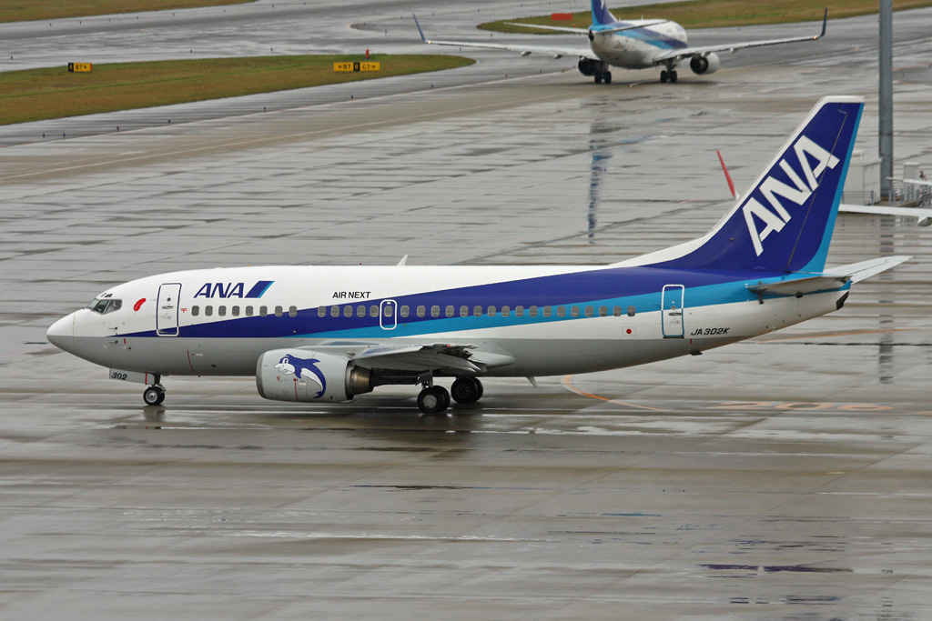 JA302K (cn 28990) Boeing 737-54K