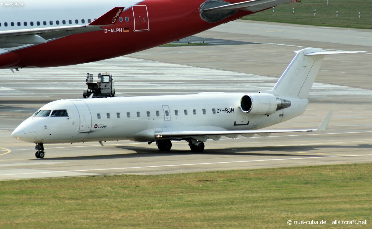 OY-RJM (7591) 2001 Bombardier CRJ200ER
