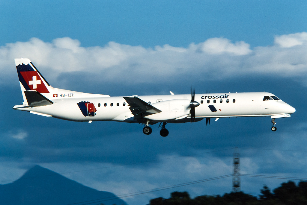 HB-IZH, (cn 2000-011), Saab 2000