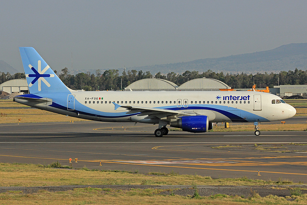 XA-FOG (2048) 2003 Airbus A320-214