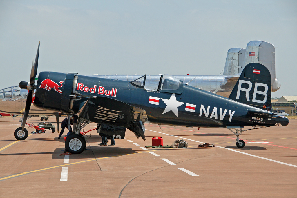 OE-EAS (9149) 1945 Vought F4U-4 Corsair