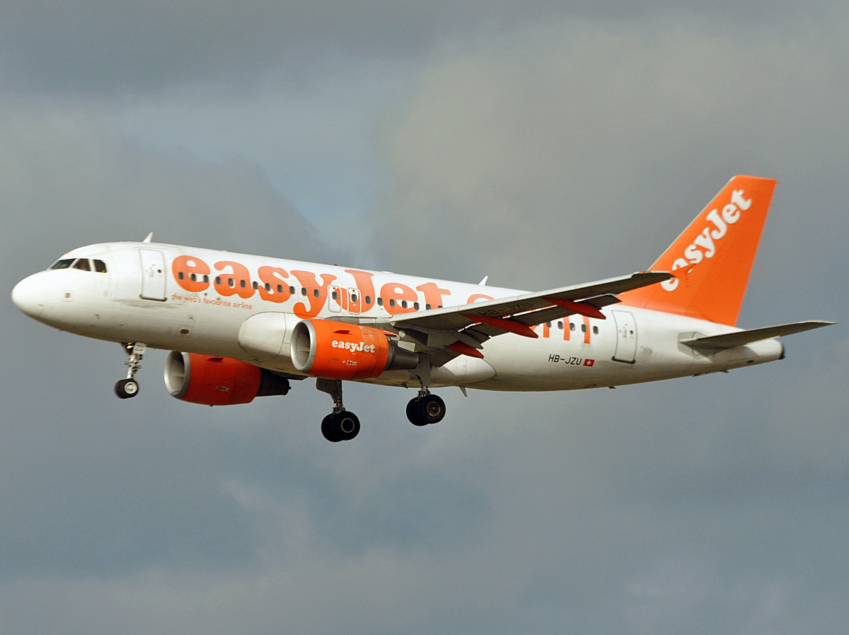 HB-JZU (2402) 2005 Airbus A319-111