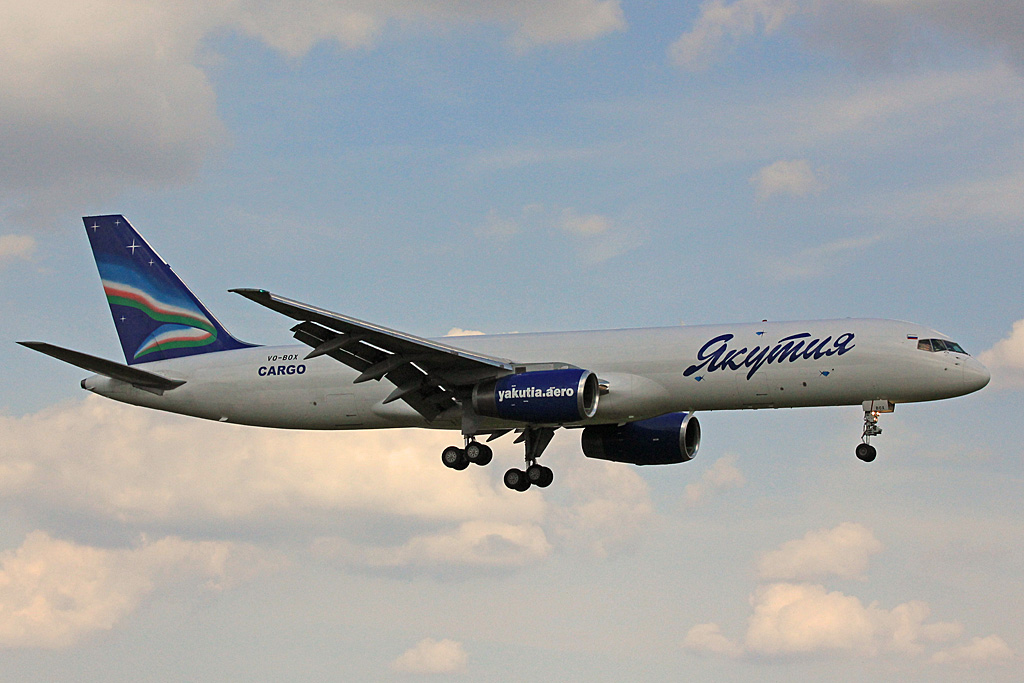 VQ-BOX (24868) 1990 Boeing 757-23APF