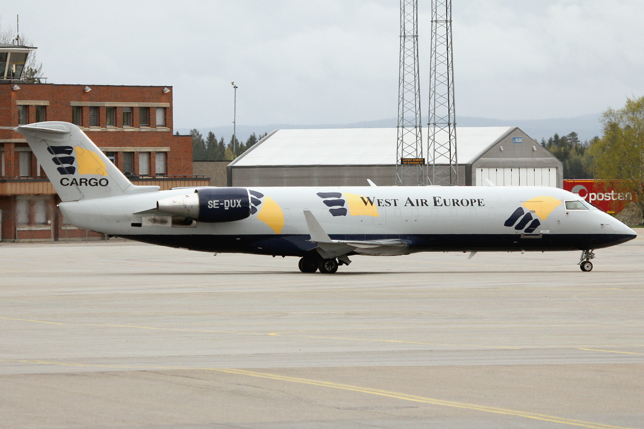 SE-DUX (7010) 1993 Bombardier CRJ-200