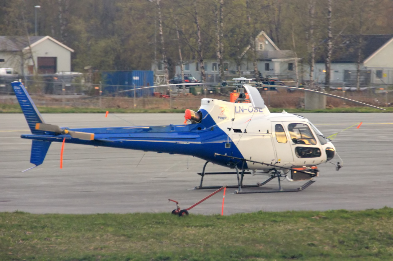 LN-OSE, (cn 7504),  Eurocopter AS 350B-3 Ecureuil