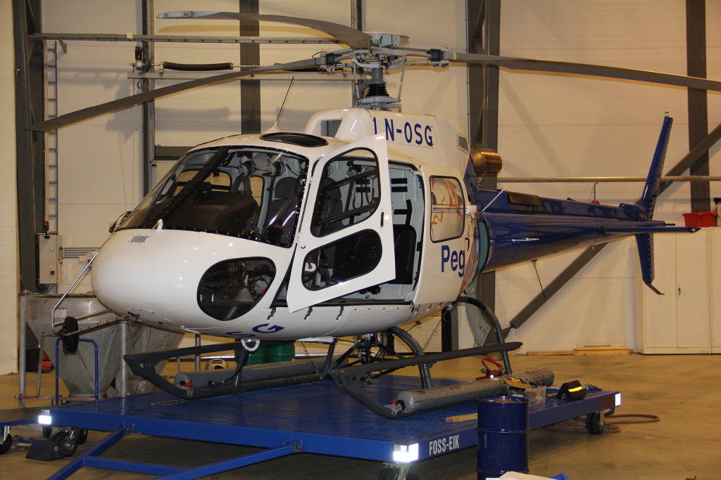 LN-OSG, (cn 7133), Eurocopter AS-350B-3 Ecureuil