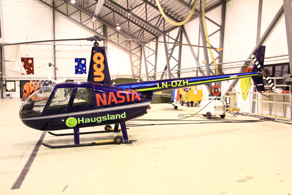 LN-OZH (12017) Robinson R44 Raven II