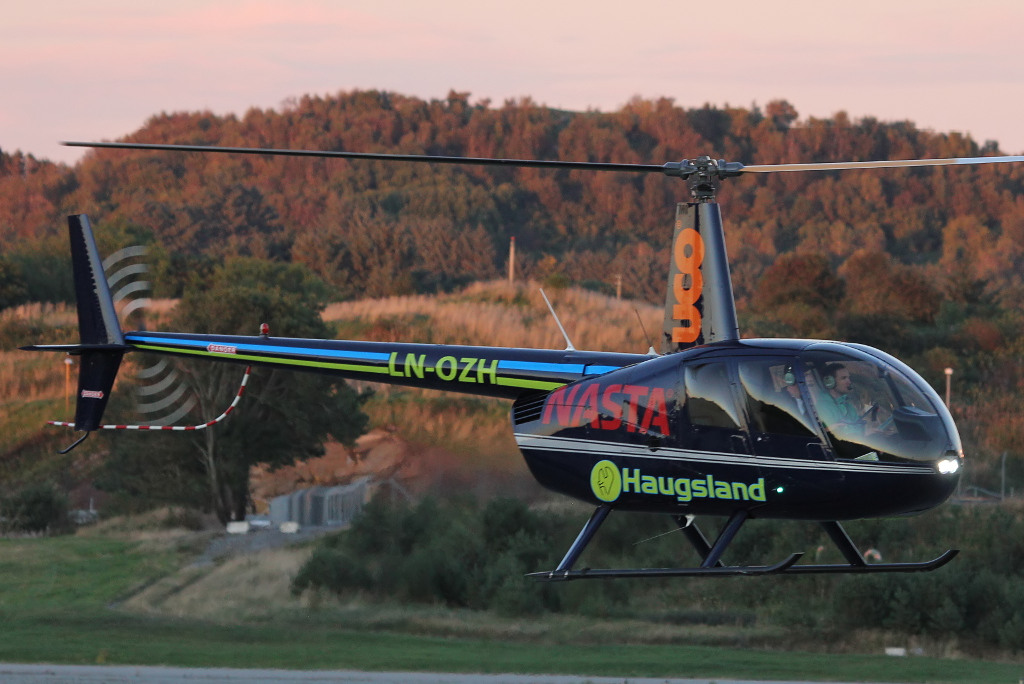 LN-OZH (12017) Robinson R44 Raven II