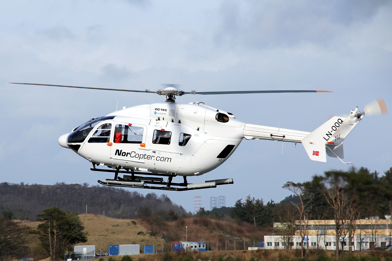 LN-OOQ, (cn 9202), Eurocopter-Kawasaki EC-145 (BK-117C-2)