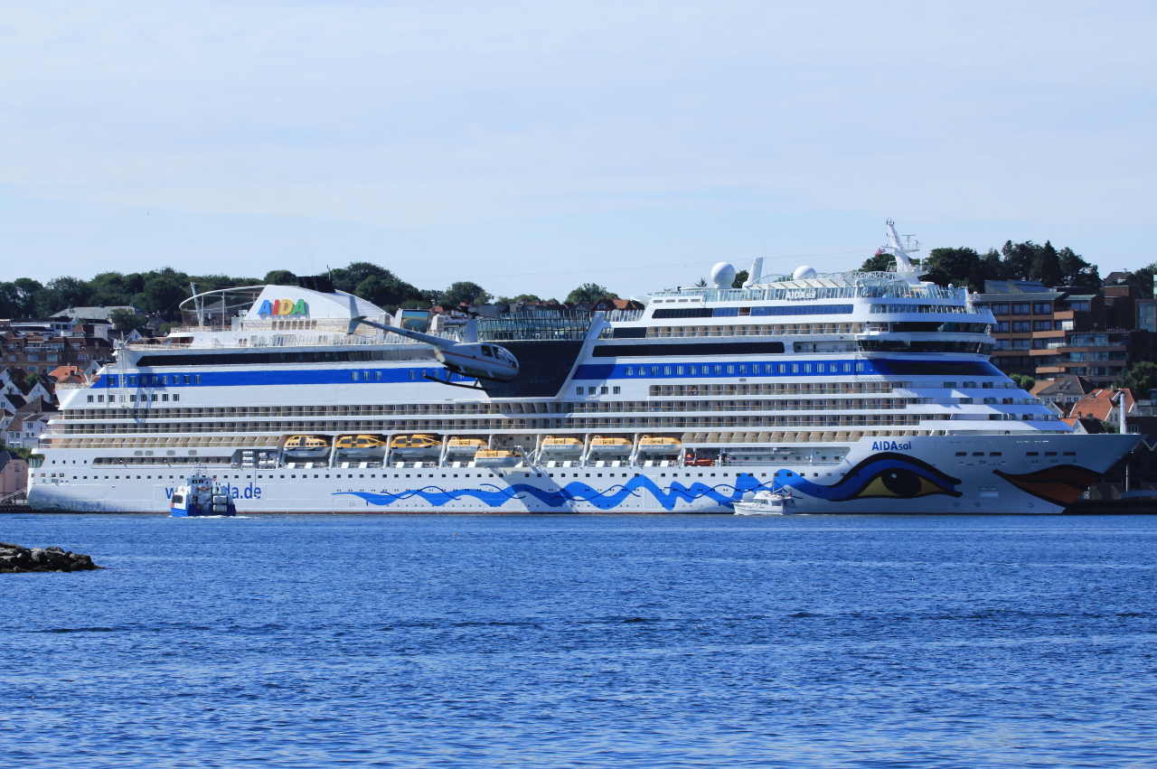 LN-OHS (12155) 2008 Robinson R44 Clipper II