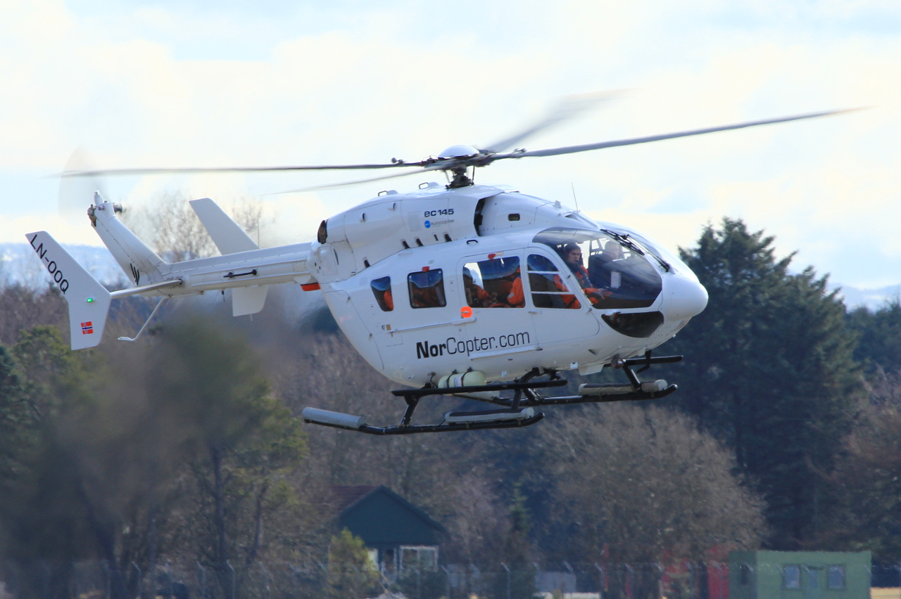 LN-OOQ, (cn 9202), Eurocopter-Kawasaki EC-145 (BK-117C-2)