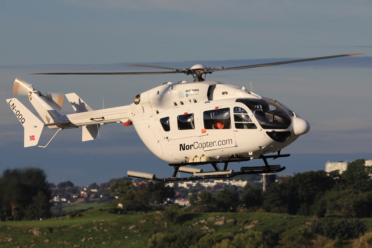LN-OOQ, (cn 9202), Eurocopter-Kawasaki EC-145 (BK-117C-2)