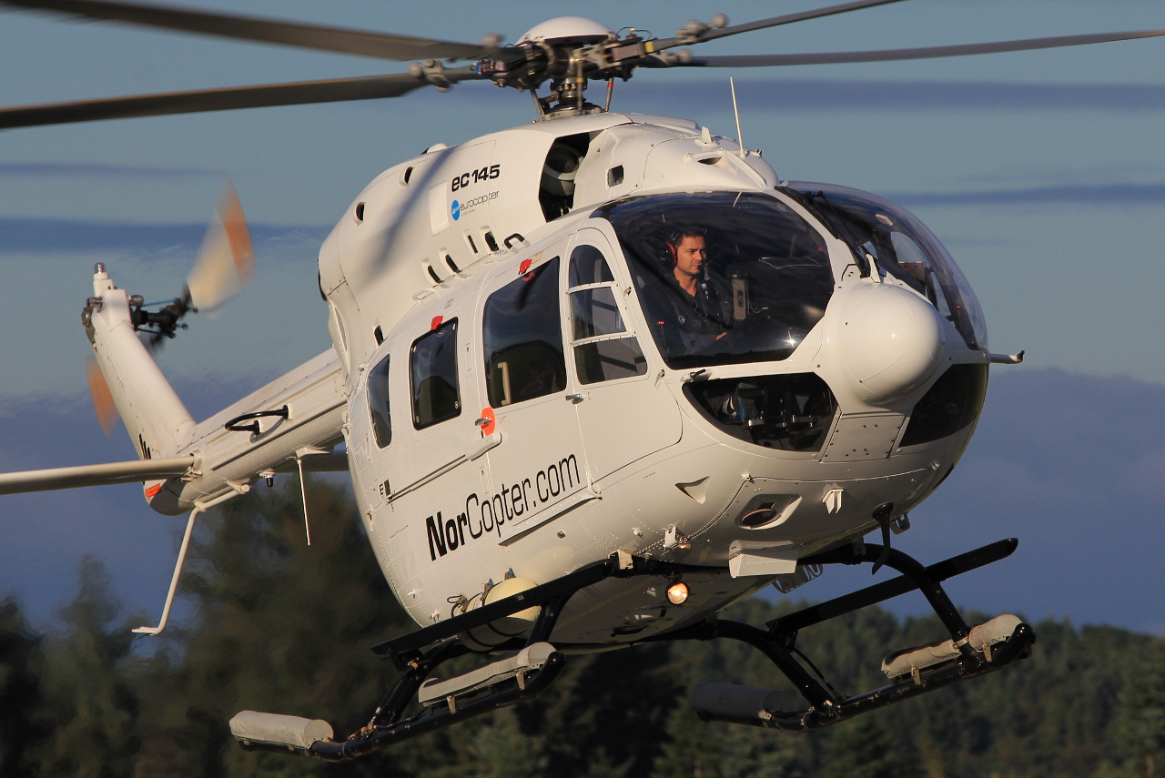 LN-OOQ, (cn 9202), Eurocopter-Kawasaki EC-145 (BK-117C-2)