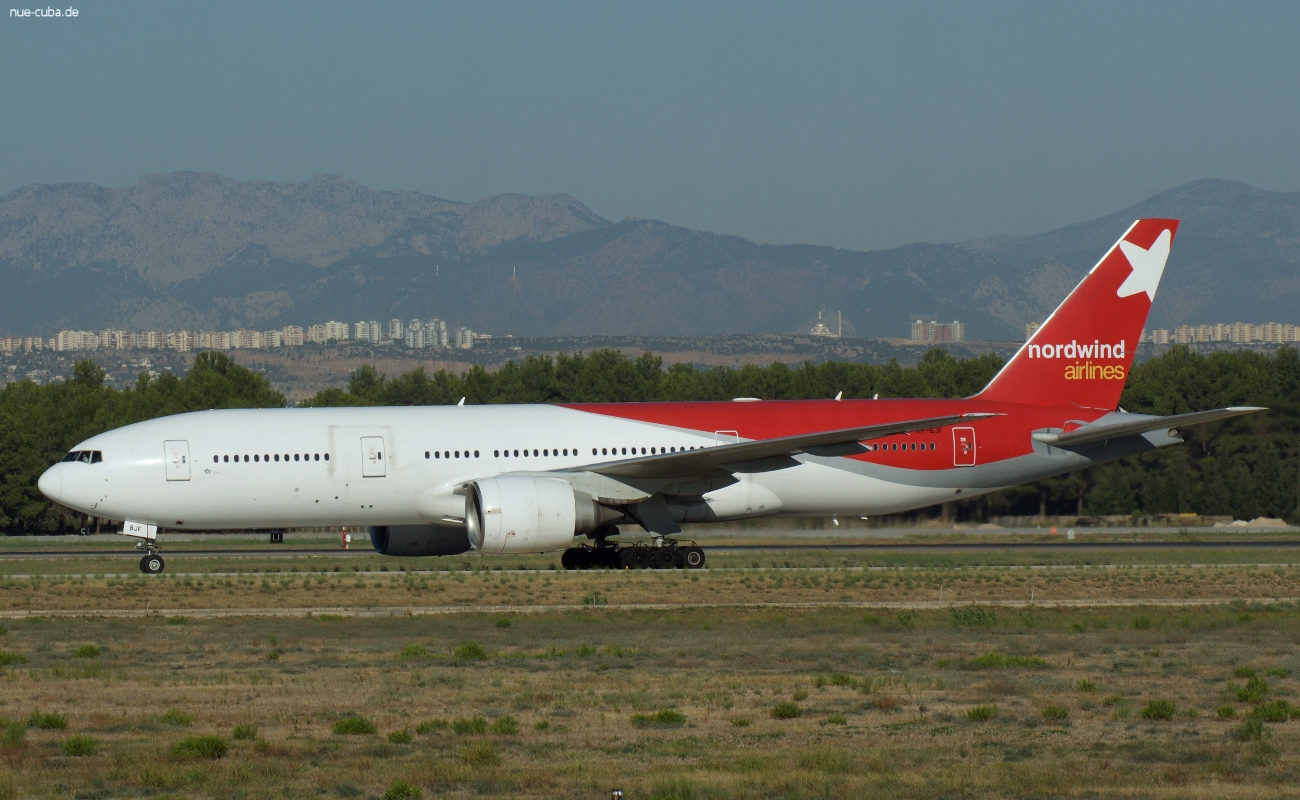 VP-BJF (32703) 2004 Boeing 777-21BER