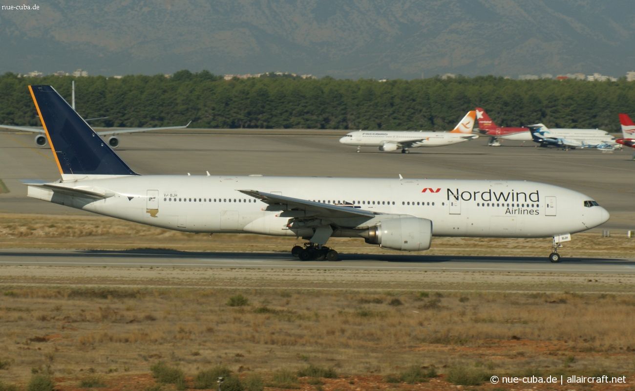 VP-BJH (28533) 2004 Boeing 777-212ER