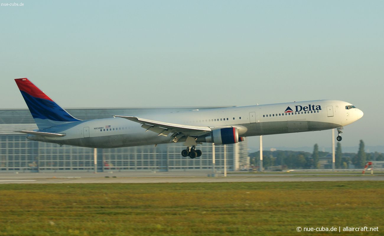 N838MH (29711) Boeing 767-432