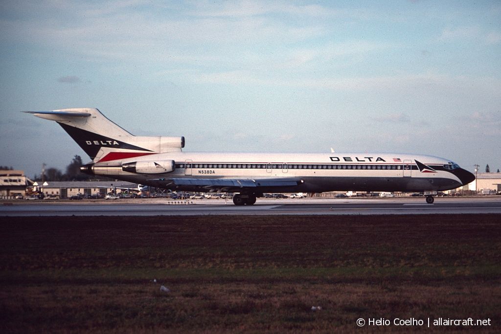 N538DA (22076) 1980 Boeing 727-232
