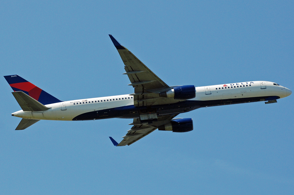 N545US (26492) Boeing 757-251