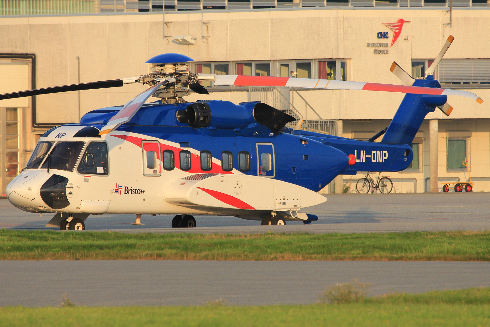 LN-ONP (92-0025) 2005 Sikorsky S-92A