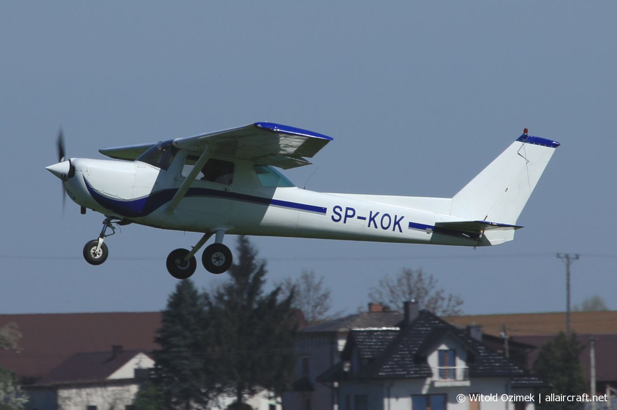 SP-KOK · Cessna 152 · (EPKP)