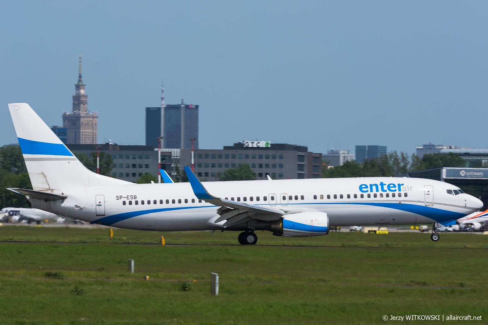 SP-ESB (30692) 2003 Boeing 737-8Q8(WL)