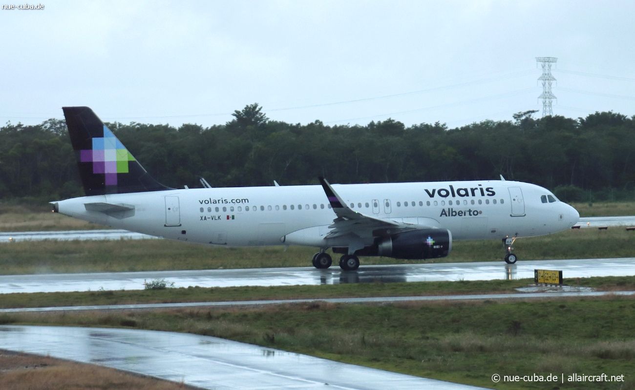 XA-VLK (6610) 2015 Airbus A320-233(WL)
