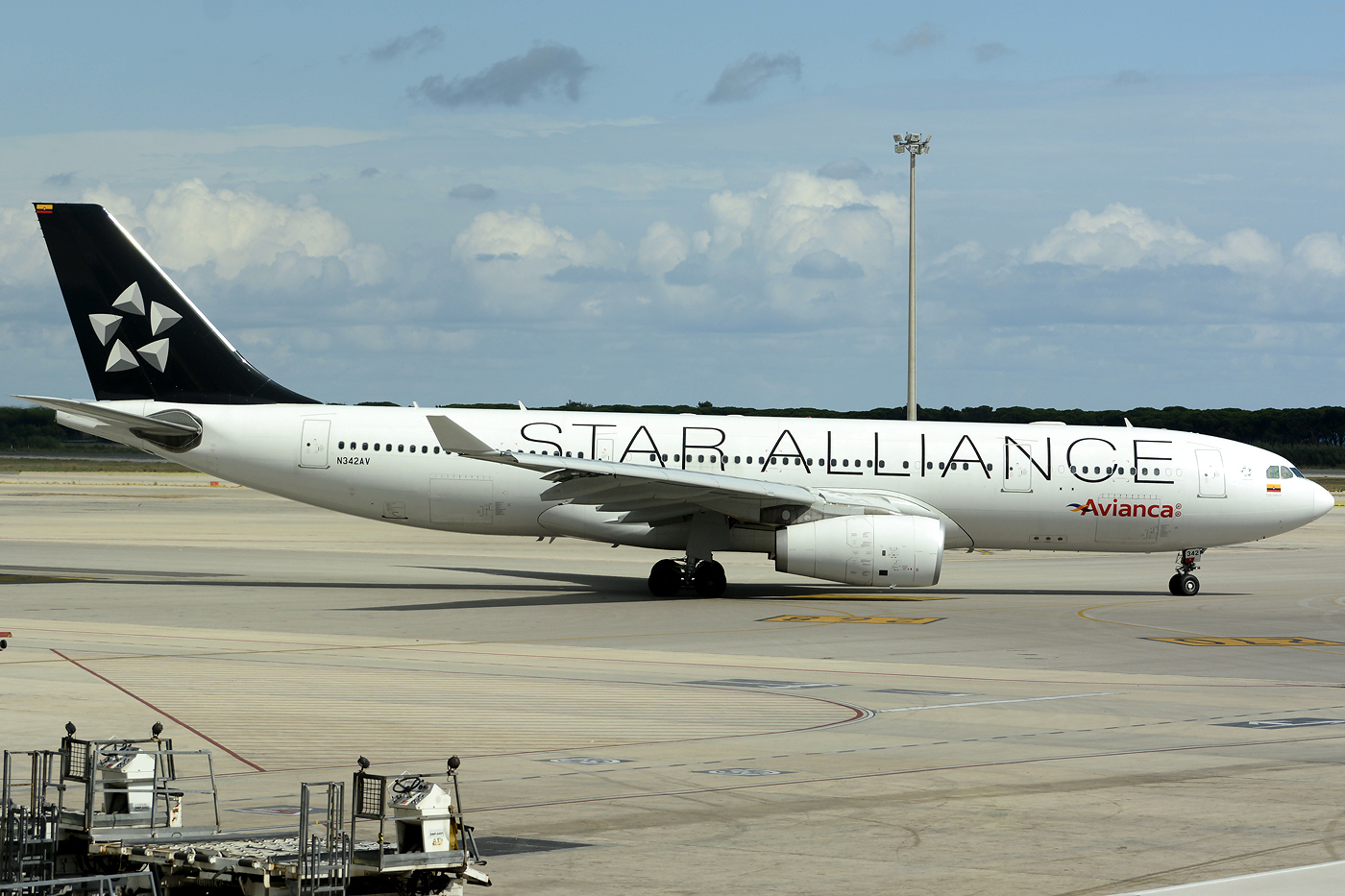 N342AV, (cn 1342), Airbus A330-243