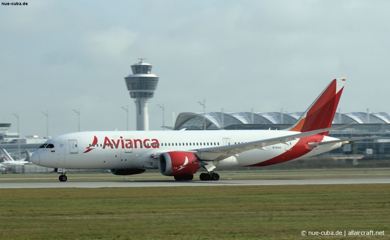 N783AV (cn 37505) Boeing 787-8