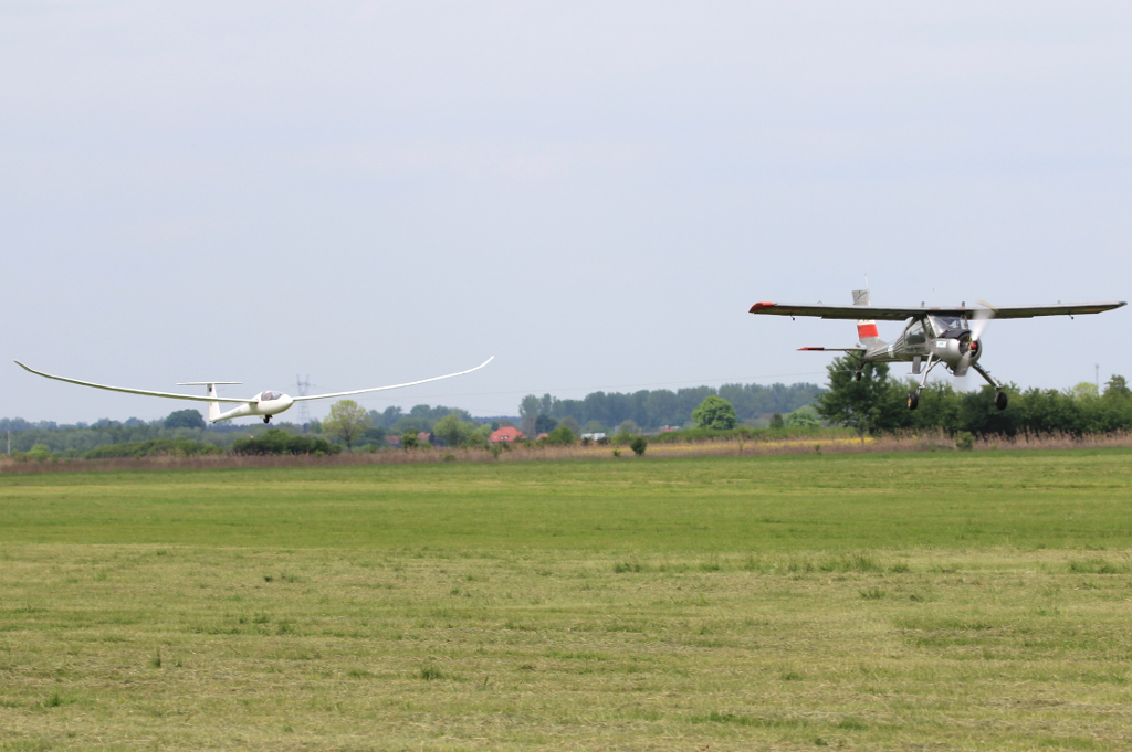 SP-AHZ, (cn 74201), PZL-Okecie PZL-104 Wilga
