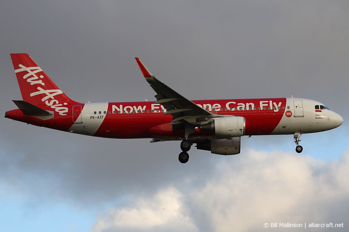 PK-AZF (5706) 2013 Airbus A320-216