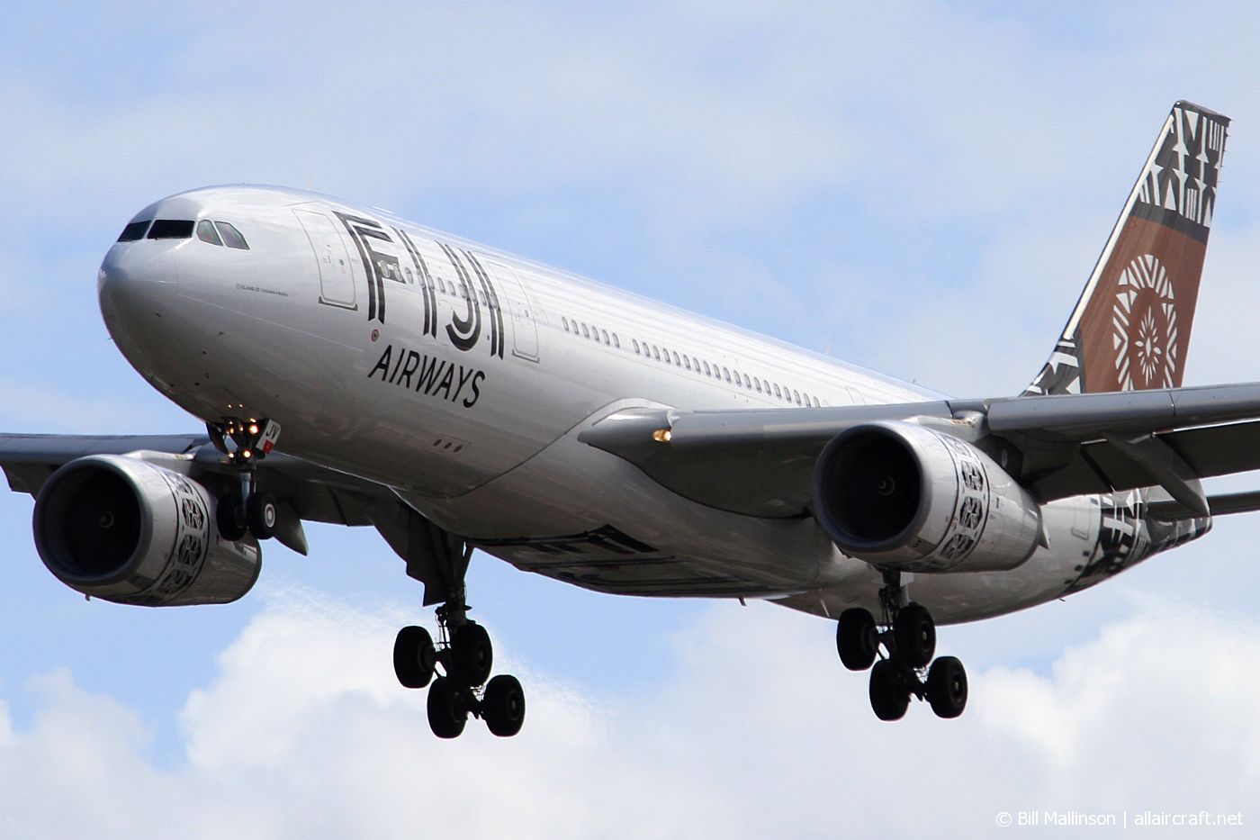 DQ-FJW (1692) 2015 Airbus A330-343