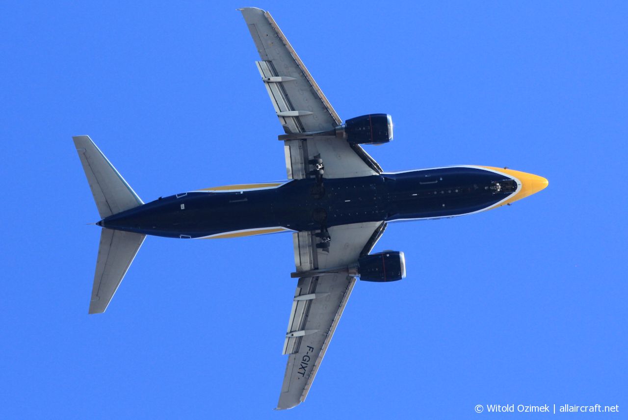 F-GIXT (28898) 1997 Boeing 737-39M(QC)