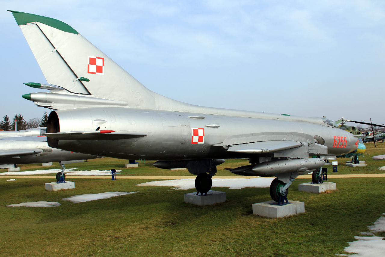 6255, (cn 76305), Sukhoi Su-20R