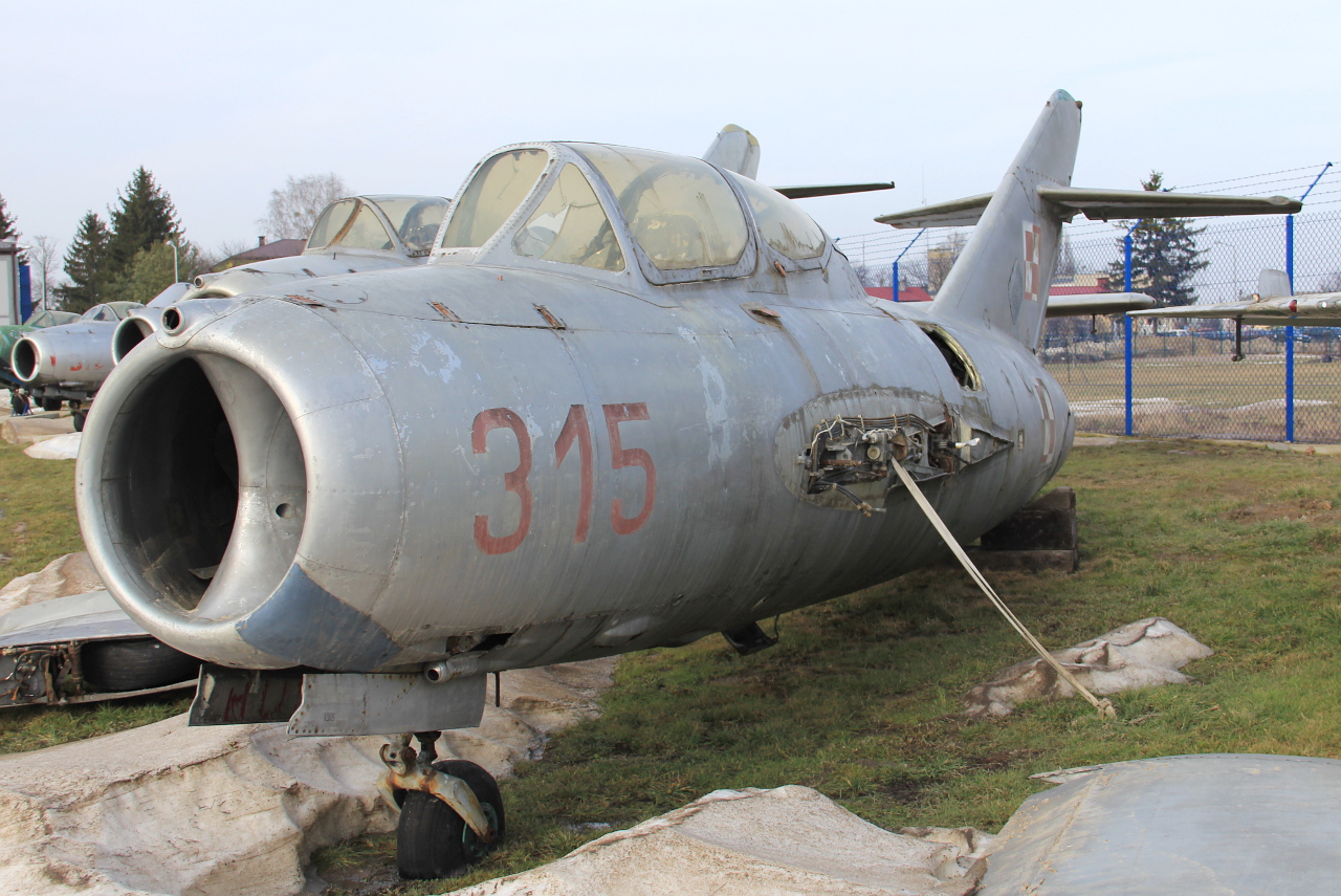315 PZL Lim-6bis