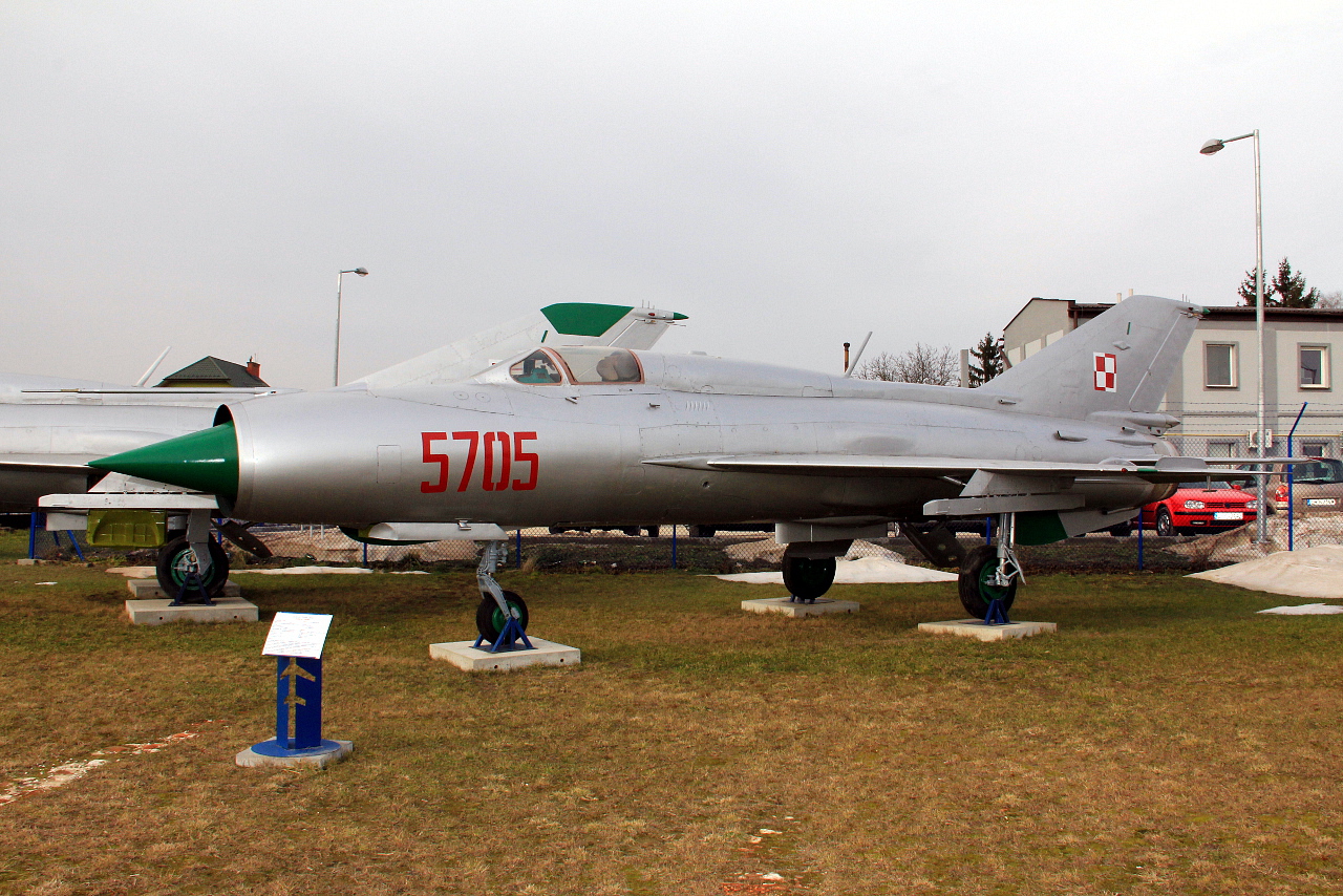 5705, (cn 94A5705), Mikoyan-Gurevich Mig-21PFM Fishbed