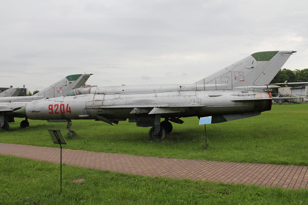 9204 (75089204) Mikoyan-Gurevich MiG-21bis